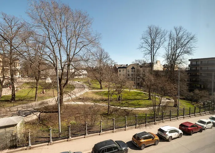 Huoneisto Bright Compact In Ullanlinna